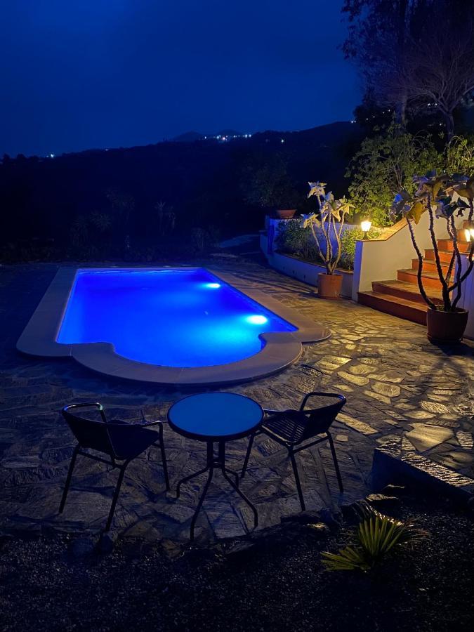 La Rustica En Vinuela, Piscina Privada Villa Bagian luar foto